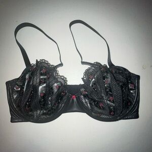 SAVAGE X Fenty 34DDD